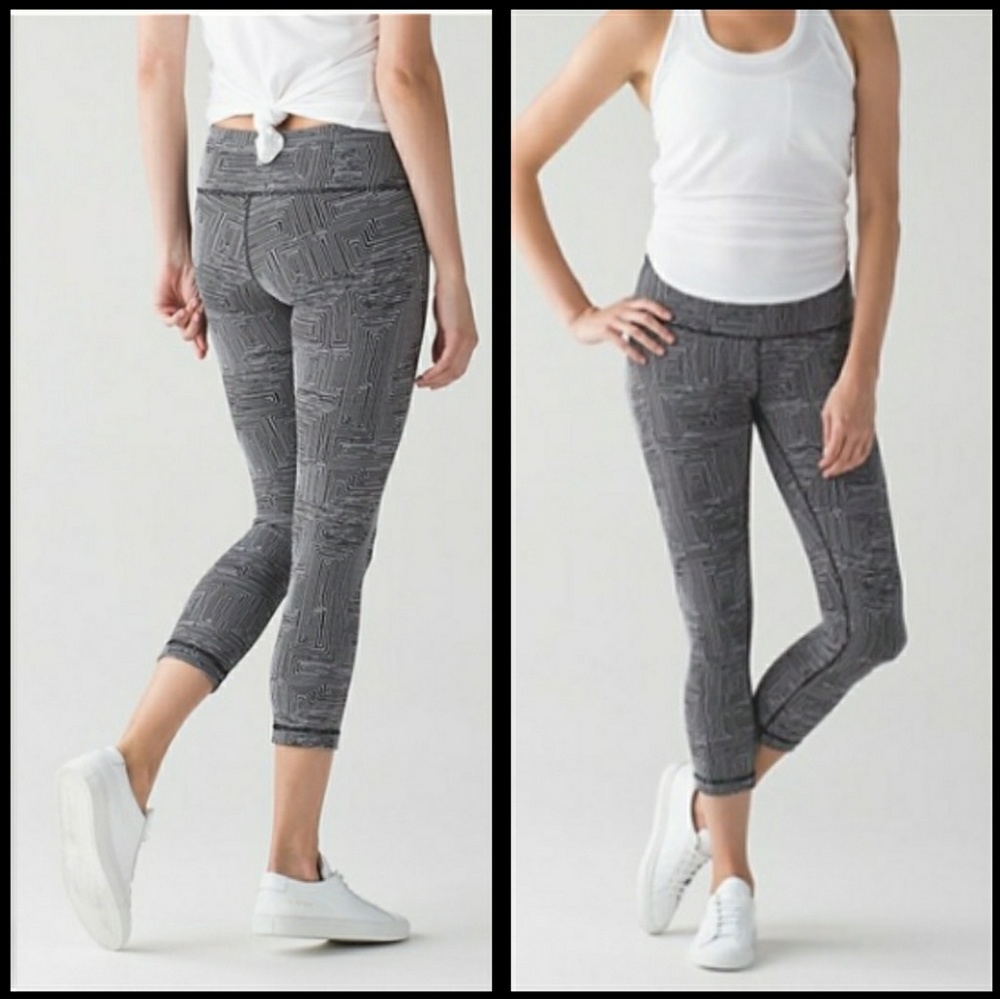 NEW Lululemon Wunder Under Crop III